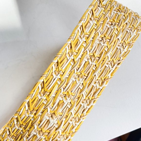 ๐ Suzi Roher Yellow & Gold Woven Belt ๐ - Picture 6 of 8